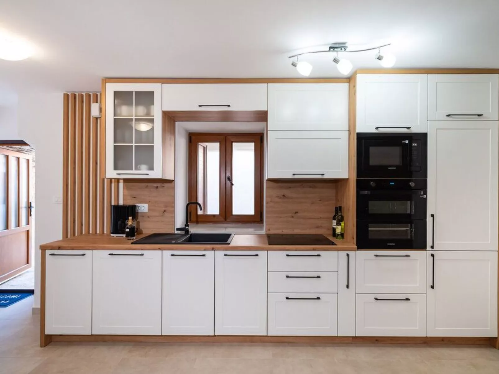 Mit Jacuzzi-TA Leut Agency-Binnen