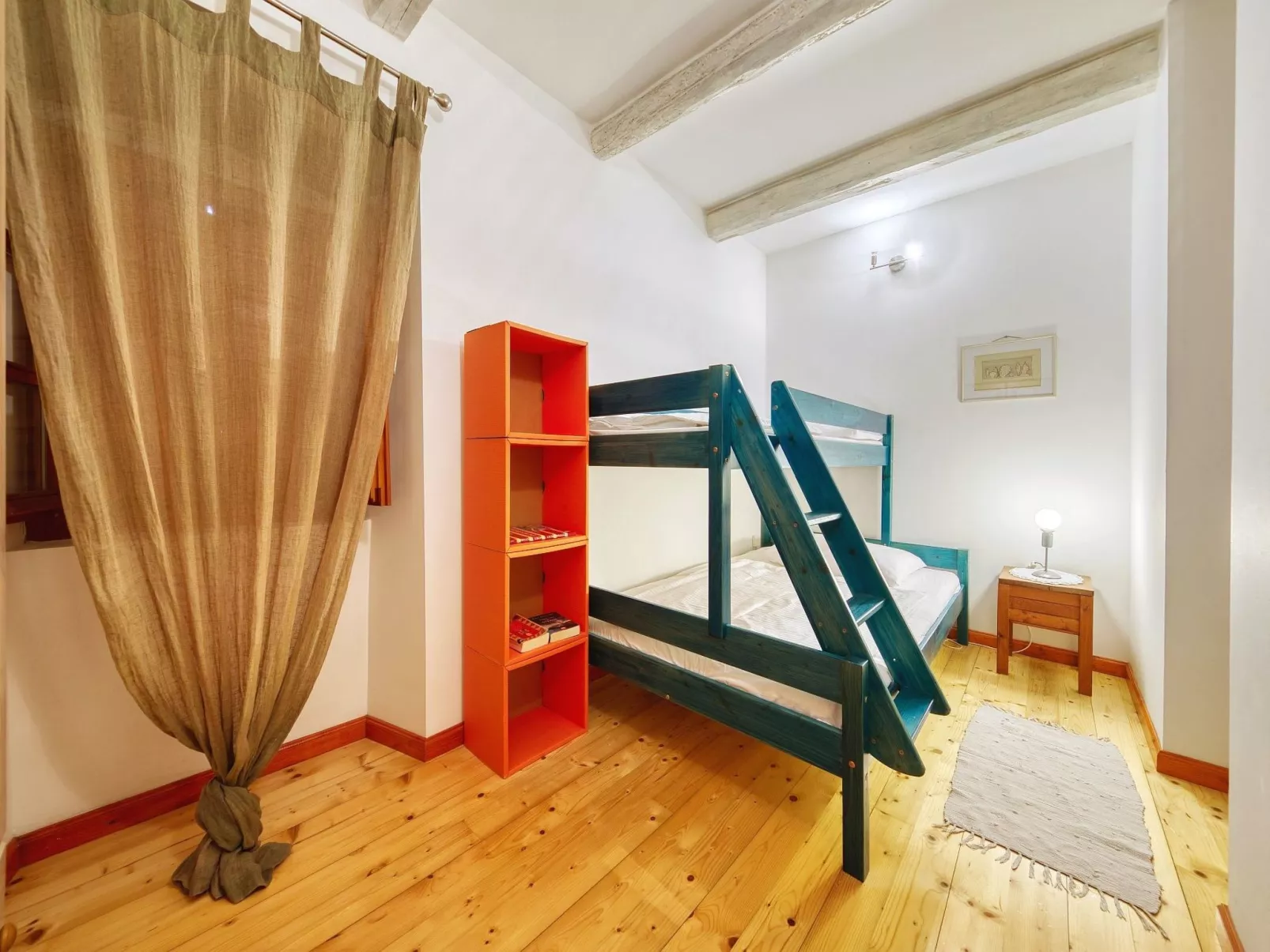 Stara frajla - Binnen