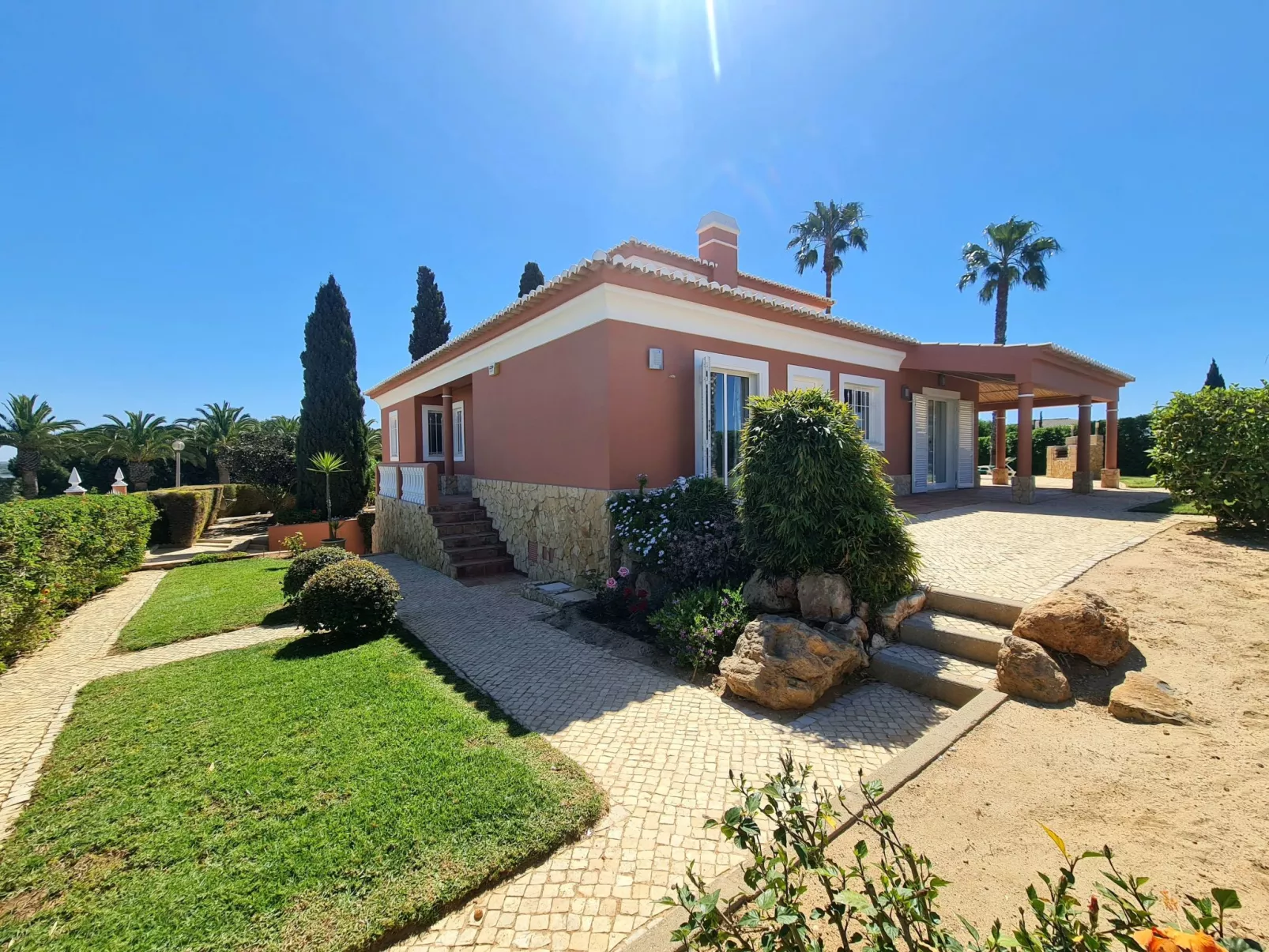 Villa Mar á Vista-Buiten