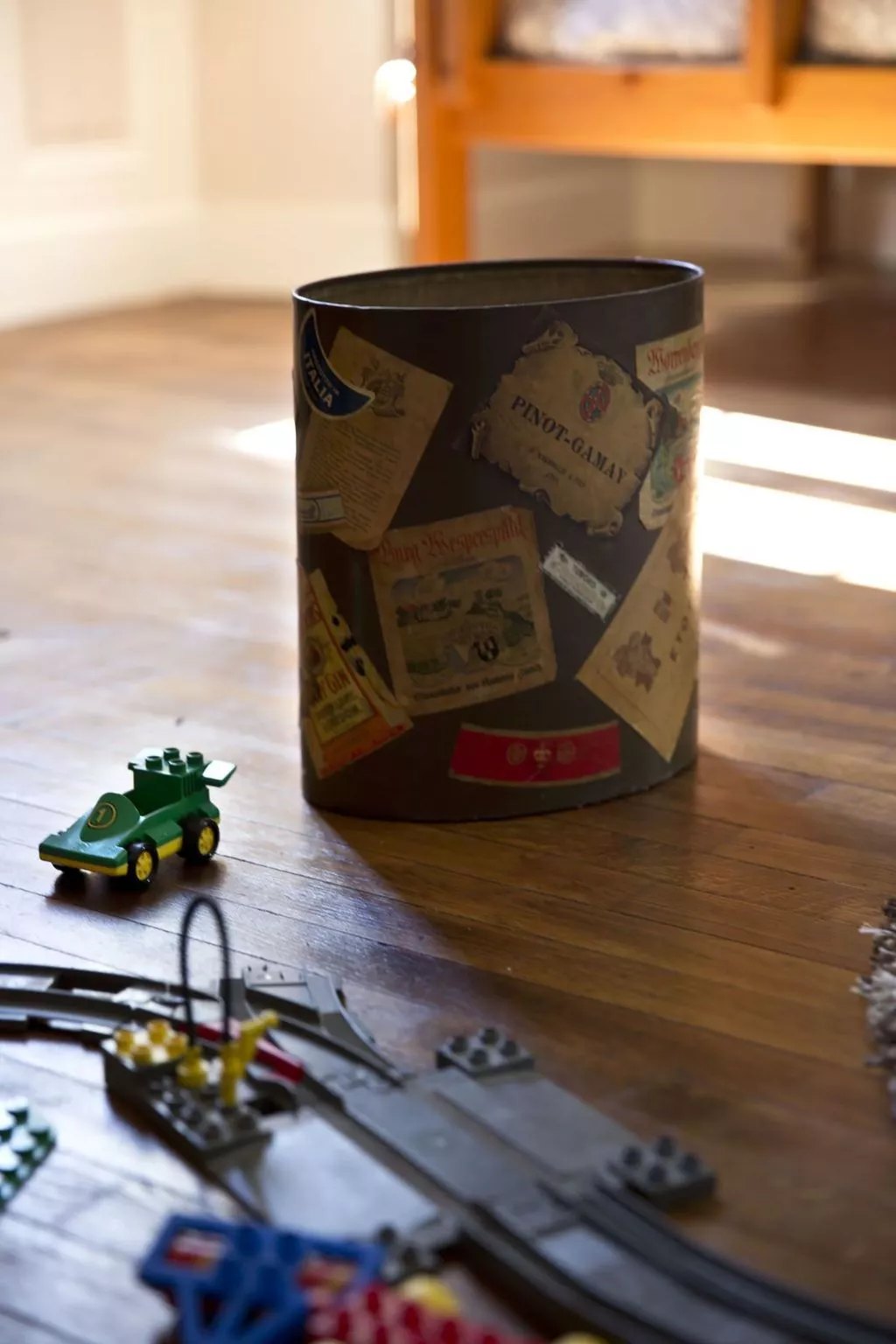 Schloss mit Überlaufpool an der Dordogne-Image-tags.info