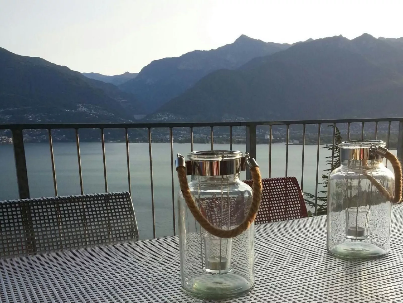 Wohnung an Traumlage mit Tessinerflair-Buiten