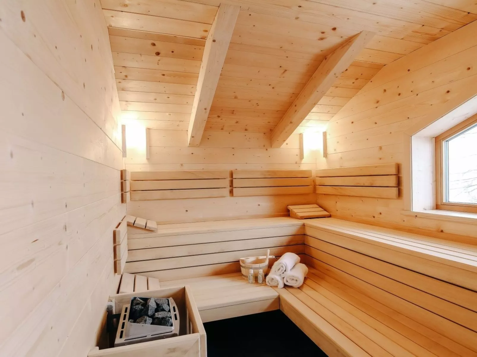 Heidi Chalets Falkertsee – Luxus für Familien & Wellnessurlauber - Binnen