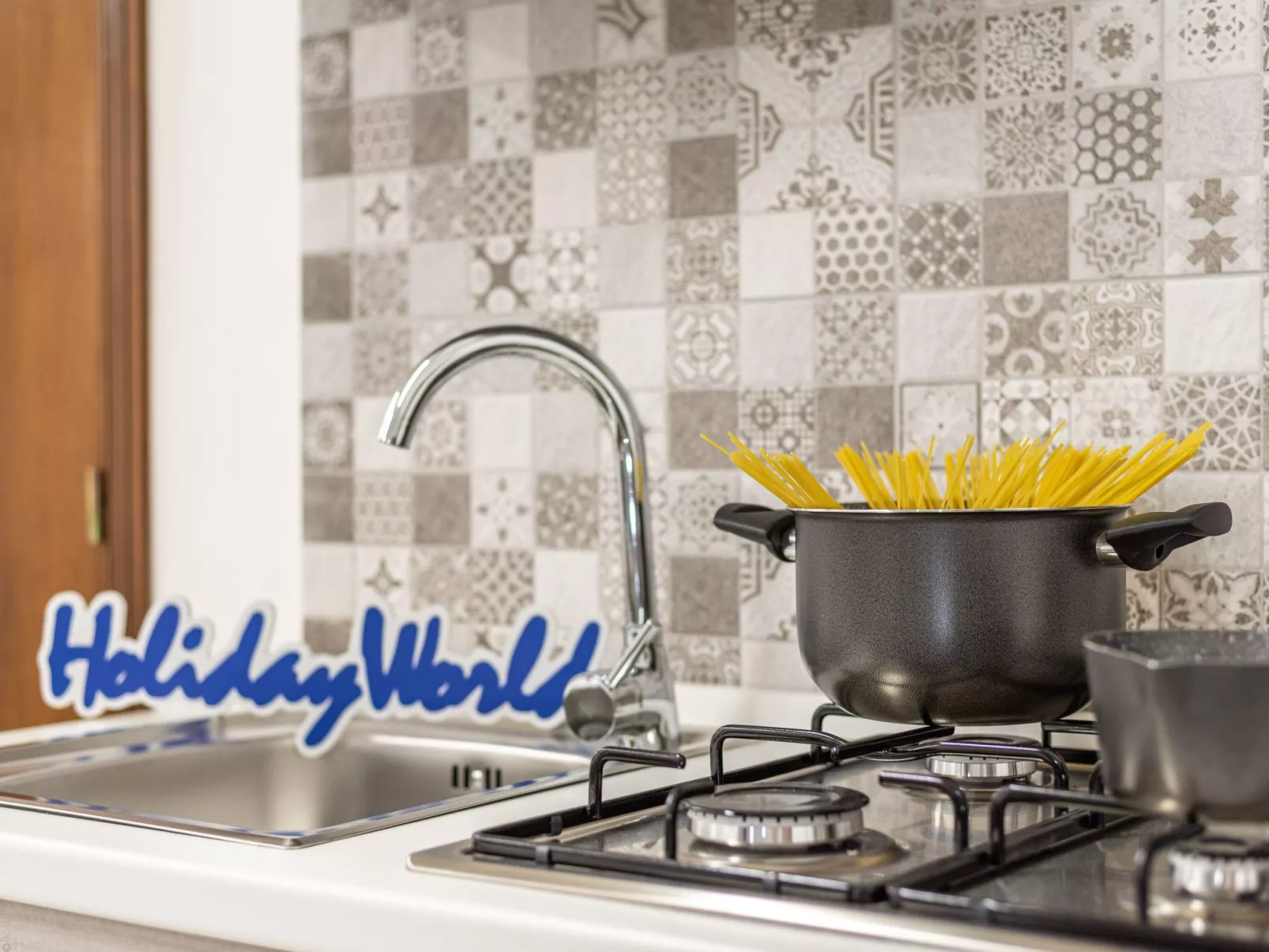 La Casetta di Mari by Holiday World-Binnen