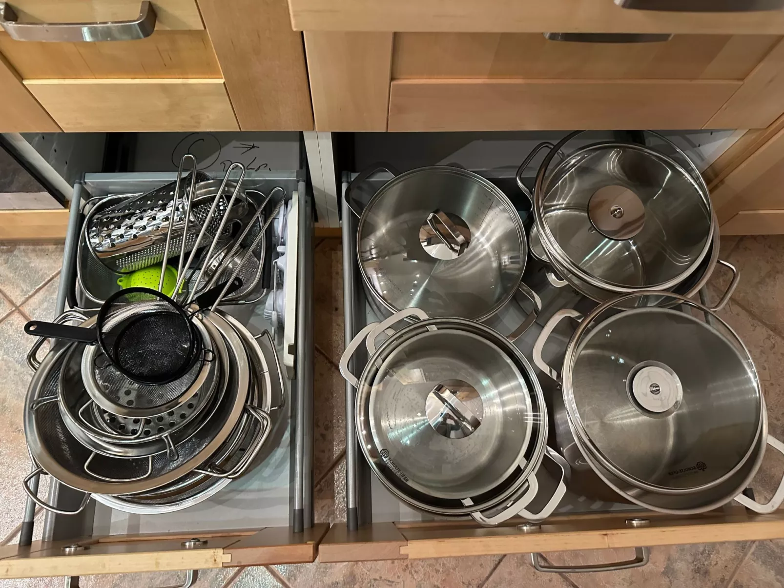 Tanjas Paradise-Binnen