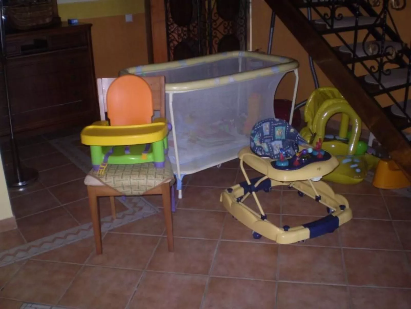 "Villa Rodon" mit privatem Pool-Binnen