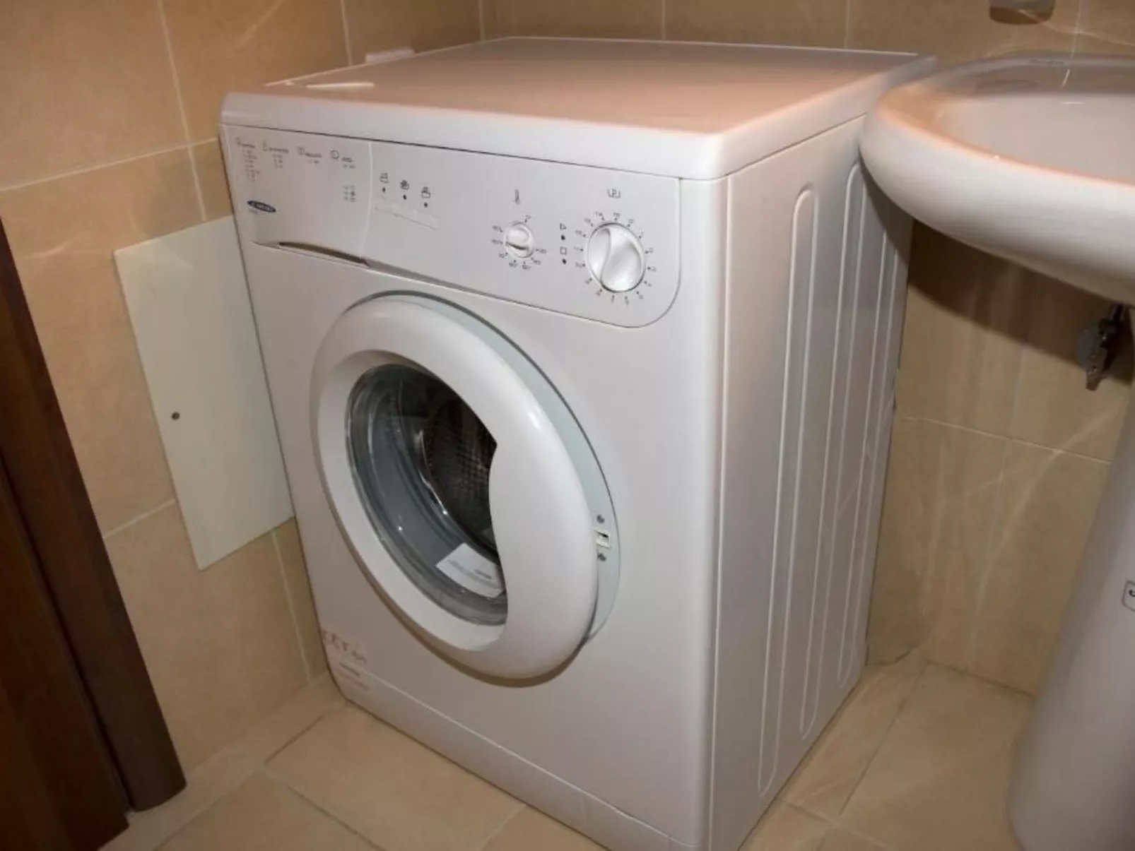 Paterakis Großes Studio Triopetra-Image-tags.info