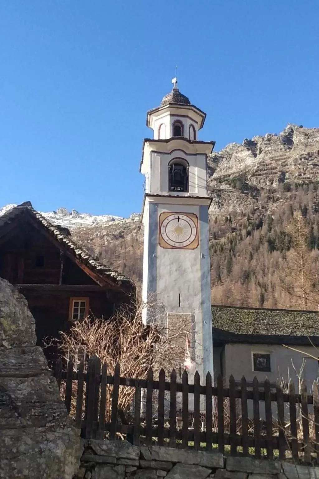 CASA DEL SASSO-Buiten