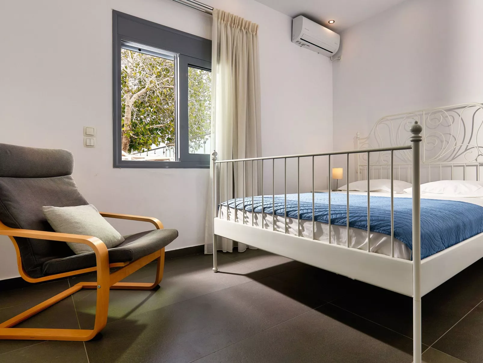 Villa Emilia - Ihr Feriendomizil mit privatem Pool-Binnen