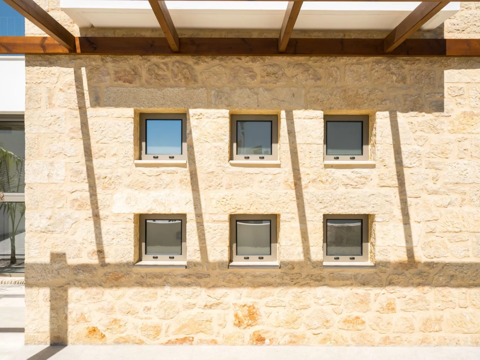 Villa am Strand mit Pool, Kinderbereich und BBQ-Buiten