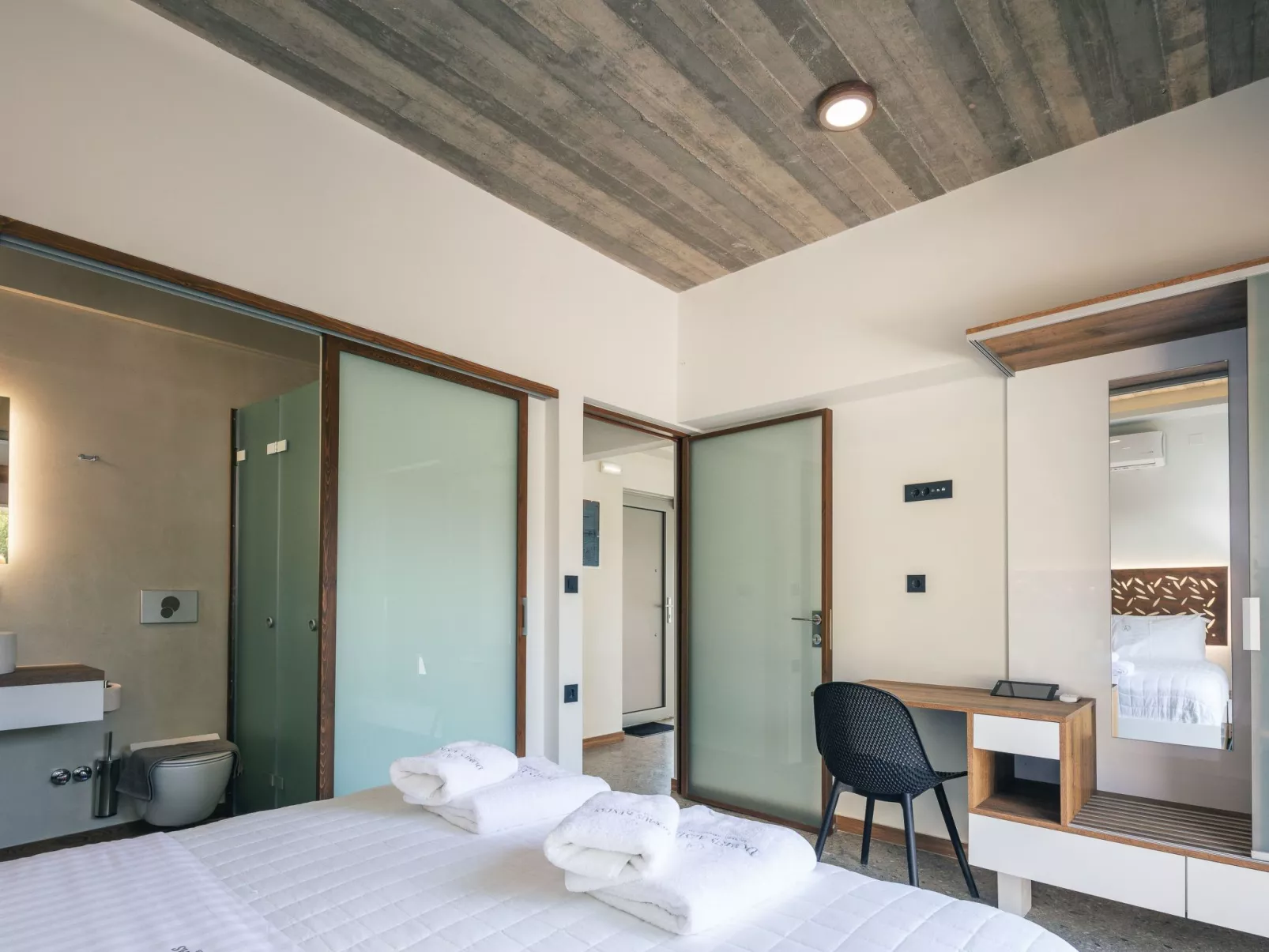 Neu gebaute Villa mit privatem Pool und Grillplatz-Binnen