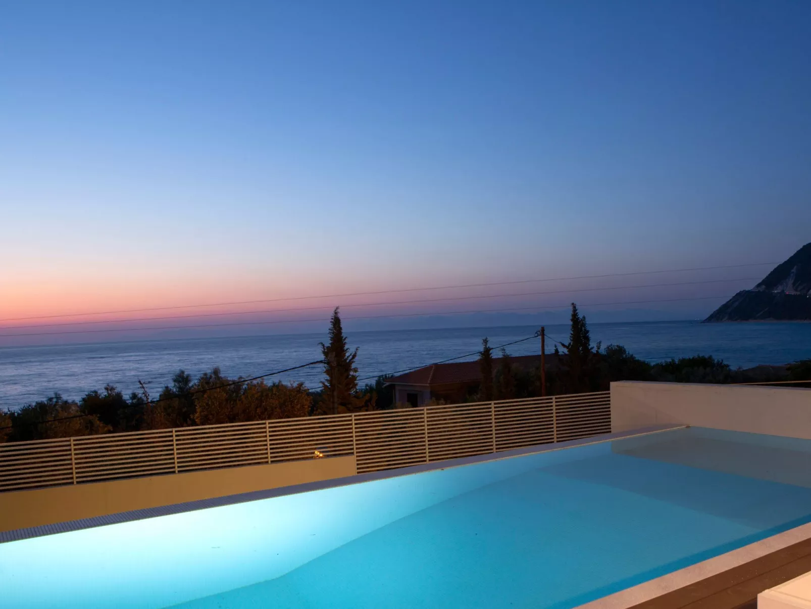 Villa mit eigenem Garten und in der Nähe von Agios Nikitas-Buiten