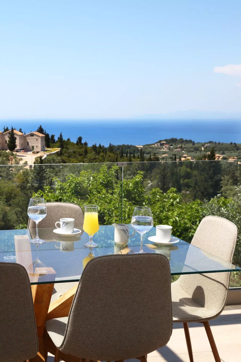 Luxusvillen Thanasis in der Nähe von Kathisma-Buiten