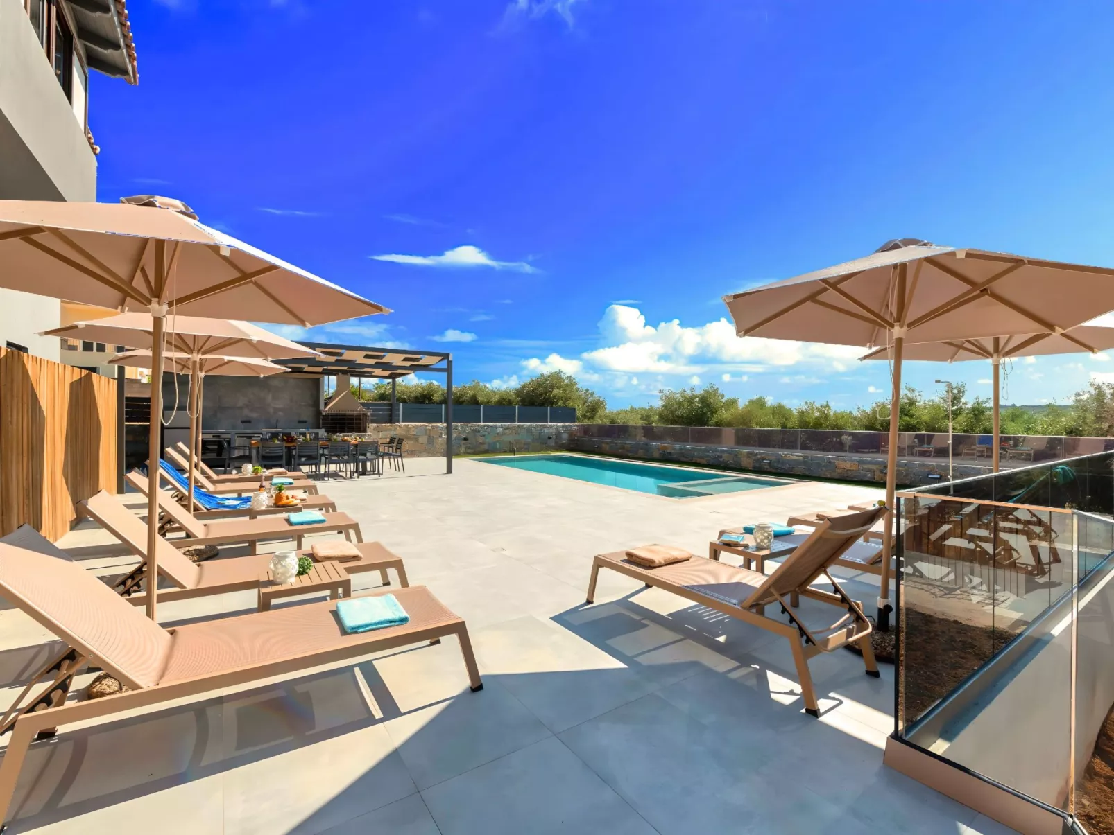 Stafa Villa Privater Pool-Image-tags.info