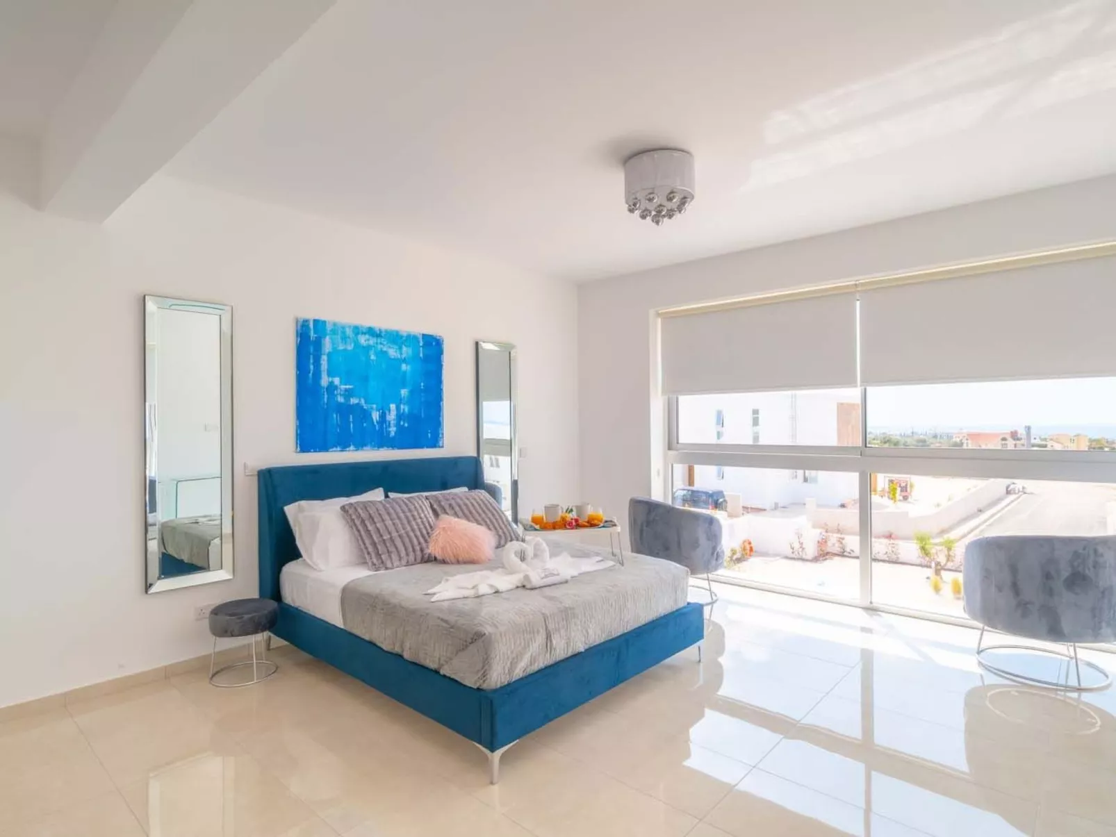 Coral Elite Residence mit Pool und Whirlpool-Binnen