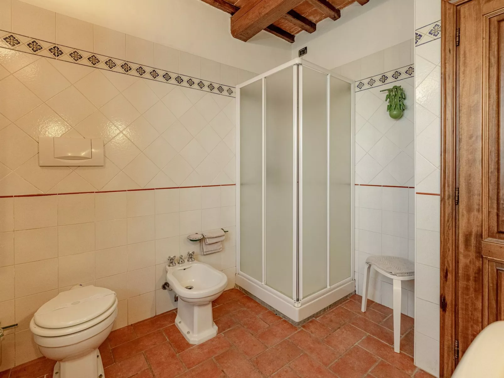 Wohnung "Cascina Sanguineto-Binnen