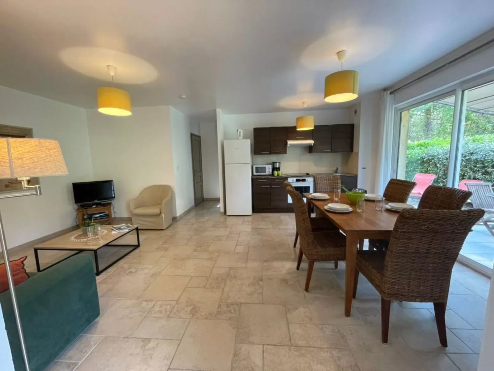 Klimatisierte Wohnung mit Garten-Binnen