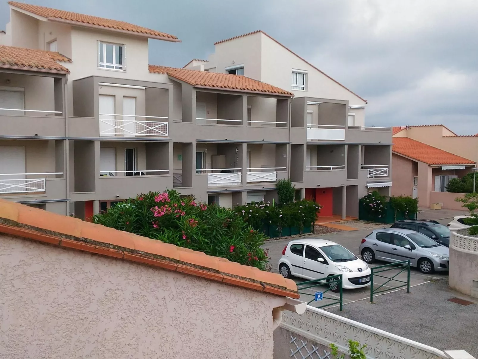 Wohnung "Clos 226" mit Blick auf das Wasser - Buiten