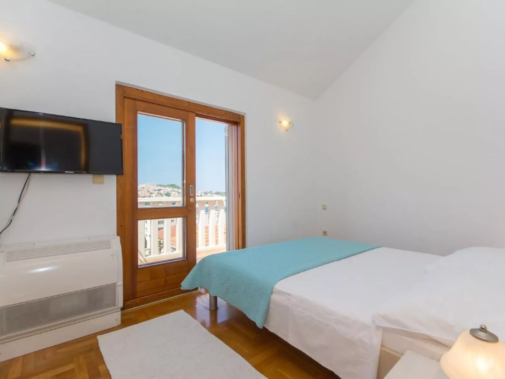 Modernes Apartment mit Meerblick-Binnen