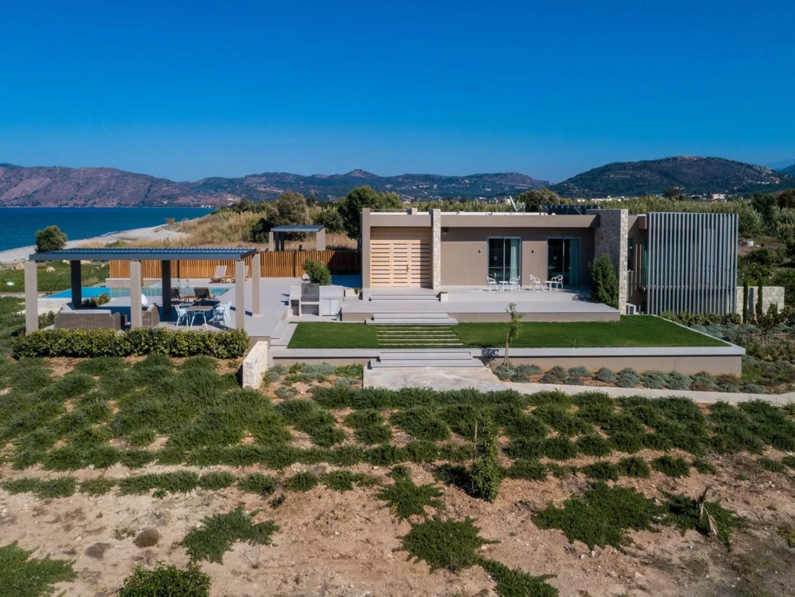 Villa am Strand von Ammos-Image-tags.info