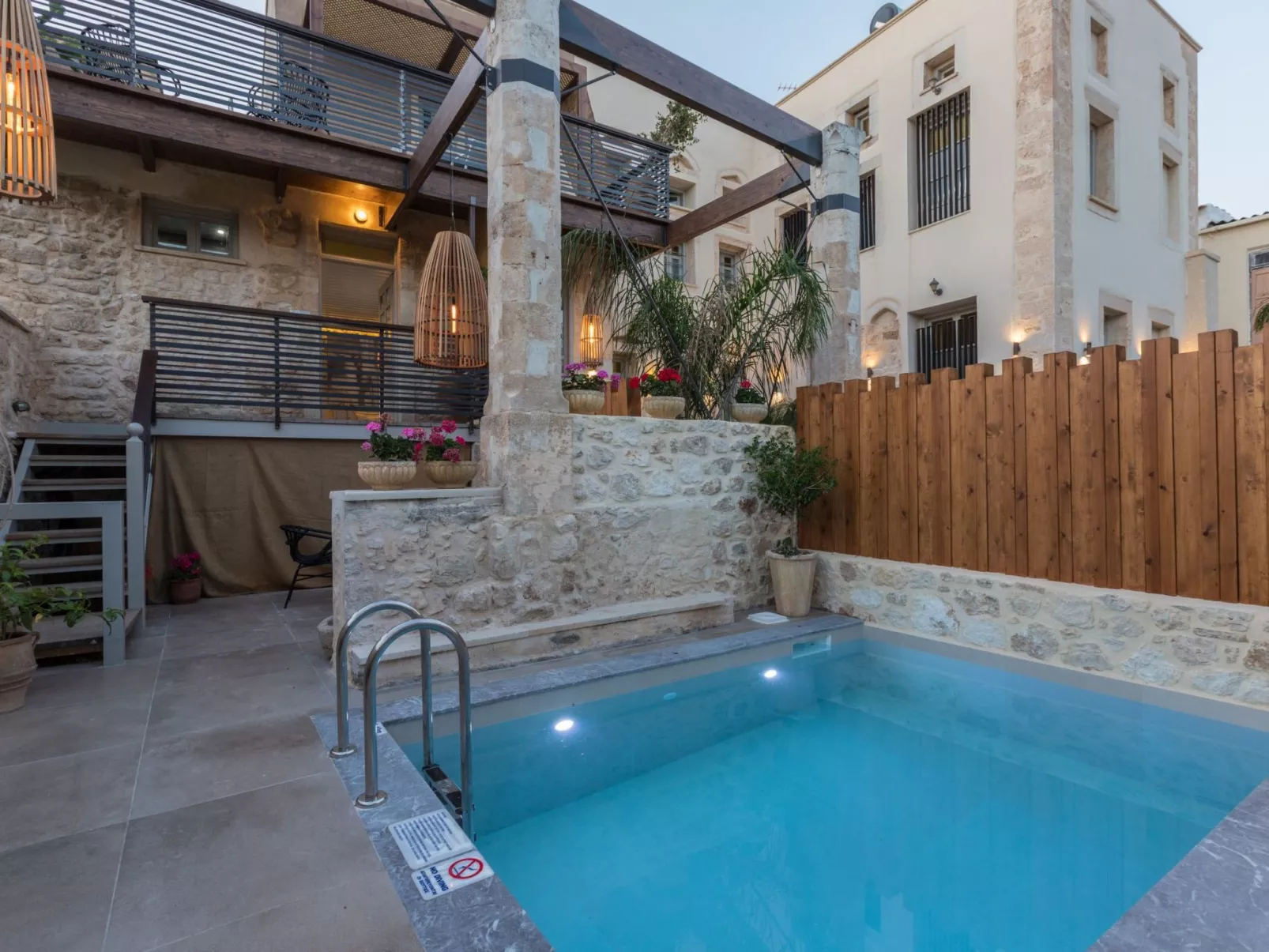 Mit Privatpool für 4 Personen ca. 85 m&sup2; in Rethymnon, Kreta (Nordküste Kre-Image-tags.info