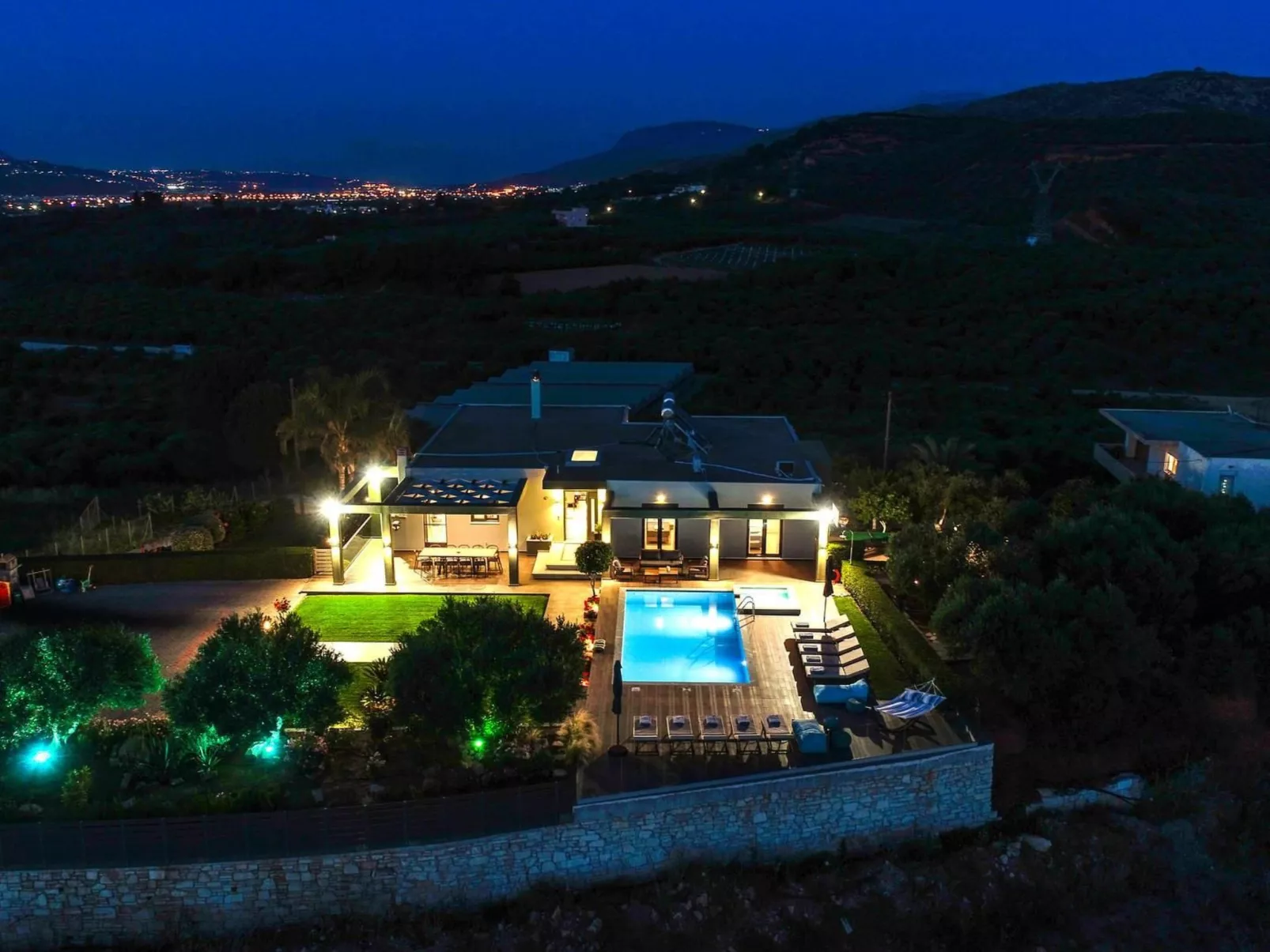 Luxus-Villa Freier beheizter Pool Atemberaubende Aussicht Kreta-Image-tags.info