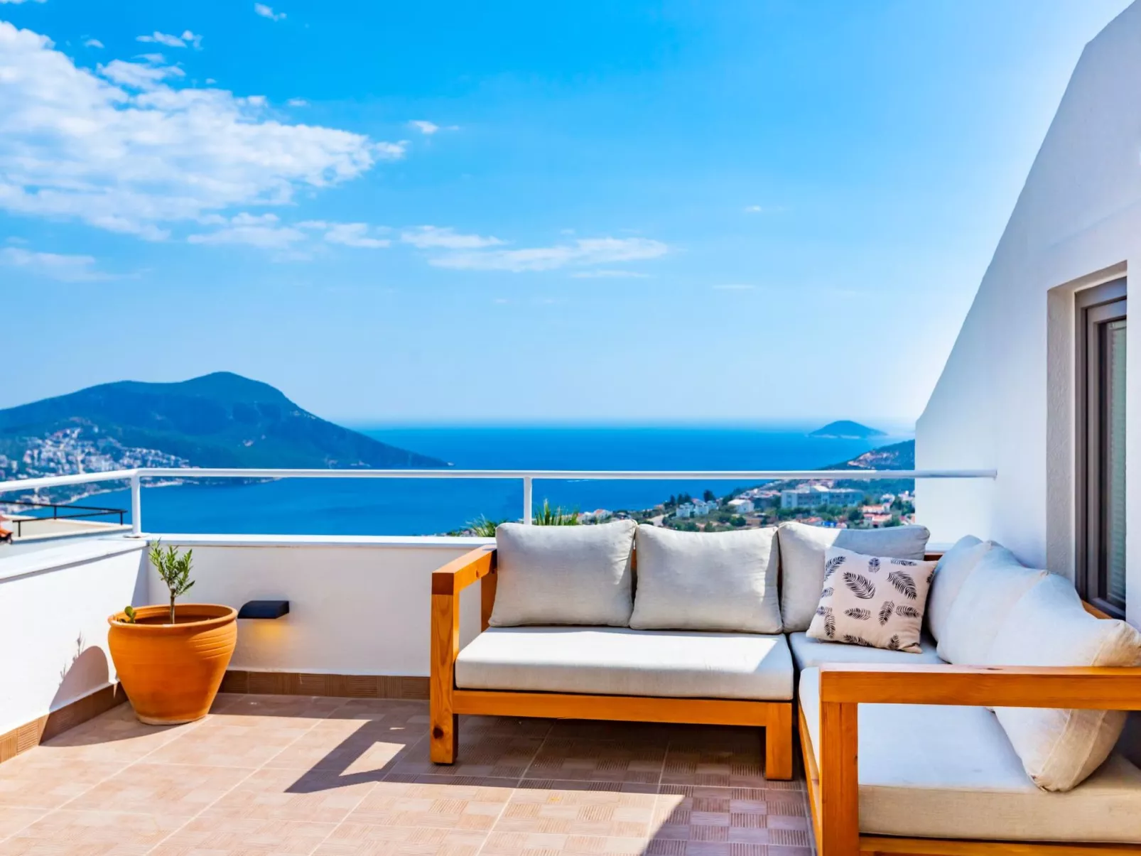 Moderne Villa "Verde Kalkan" mit großem Garte-Binnen