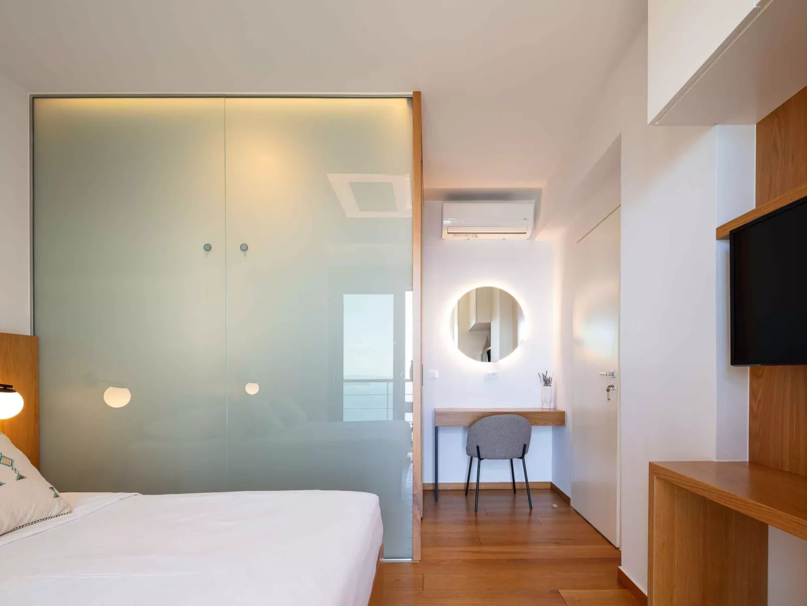 Omnia Villa 2 - ''Beheizter'' Pool, herrlicher Meerblick-Binnen