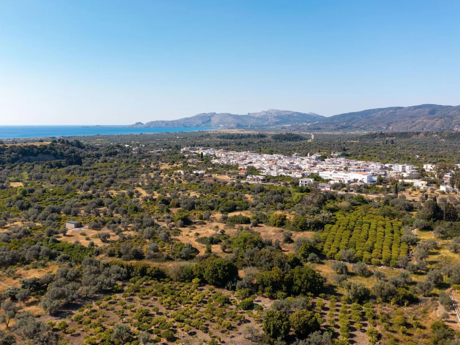 Massari Hills- Mer Armie-Buiten