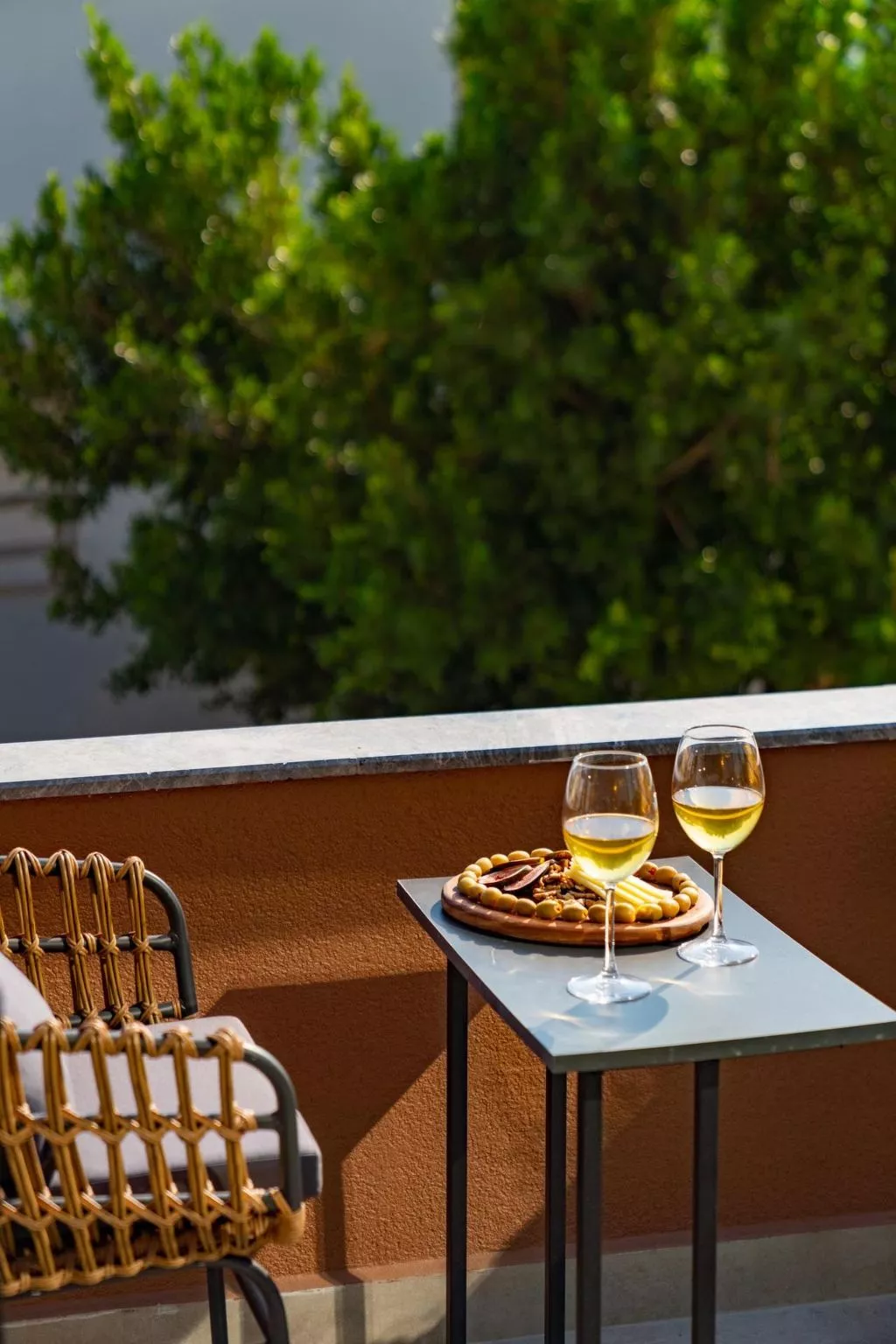 Designvilla mit Pool und spektakulärer Aussicht-Buiten