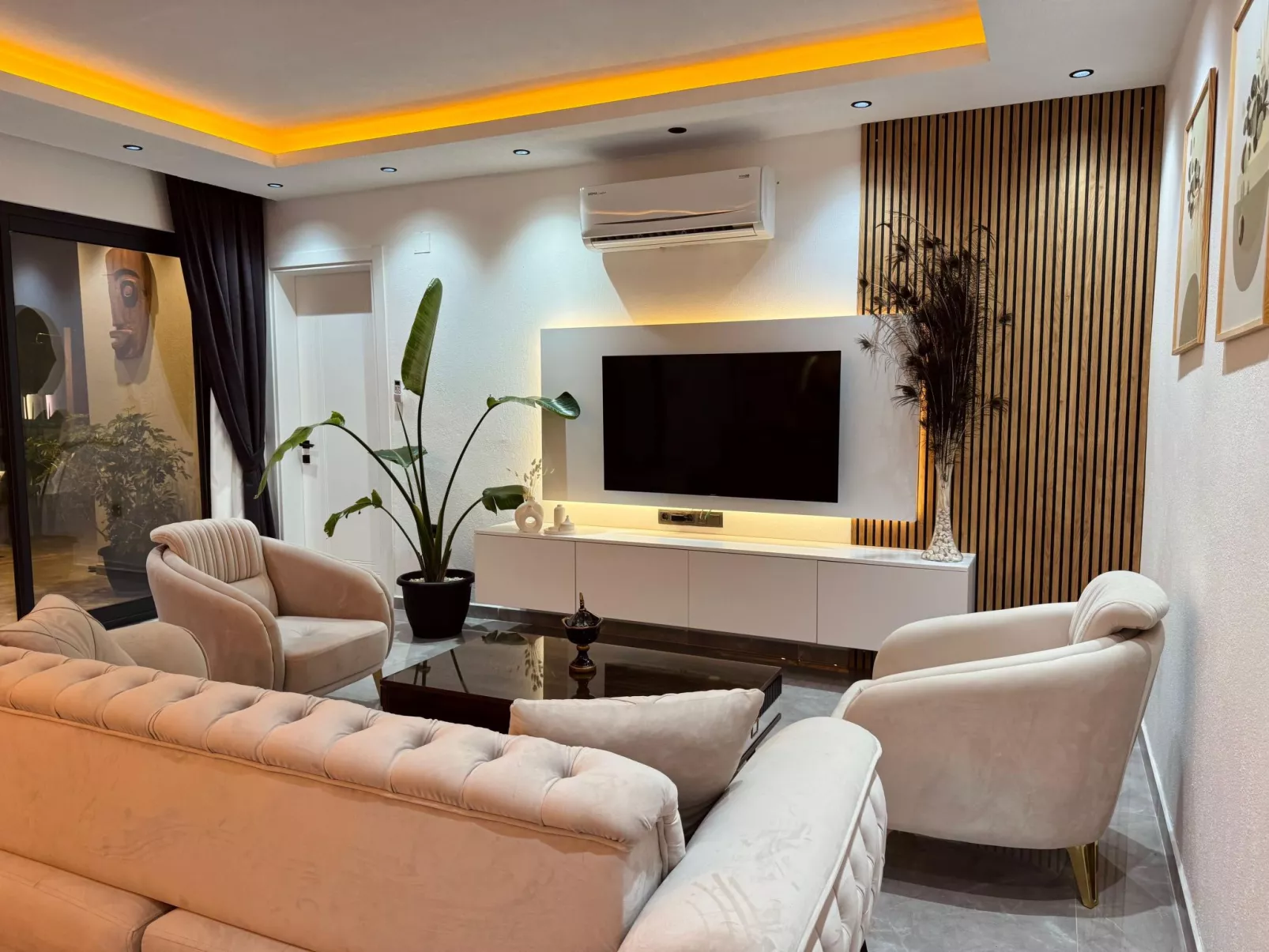 Villa Veran-Image-tags.info