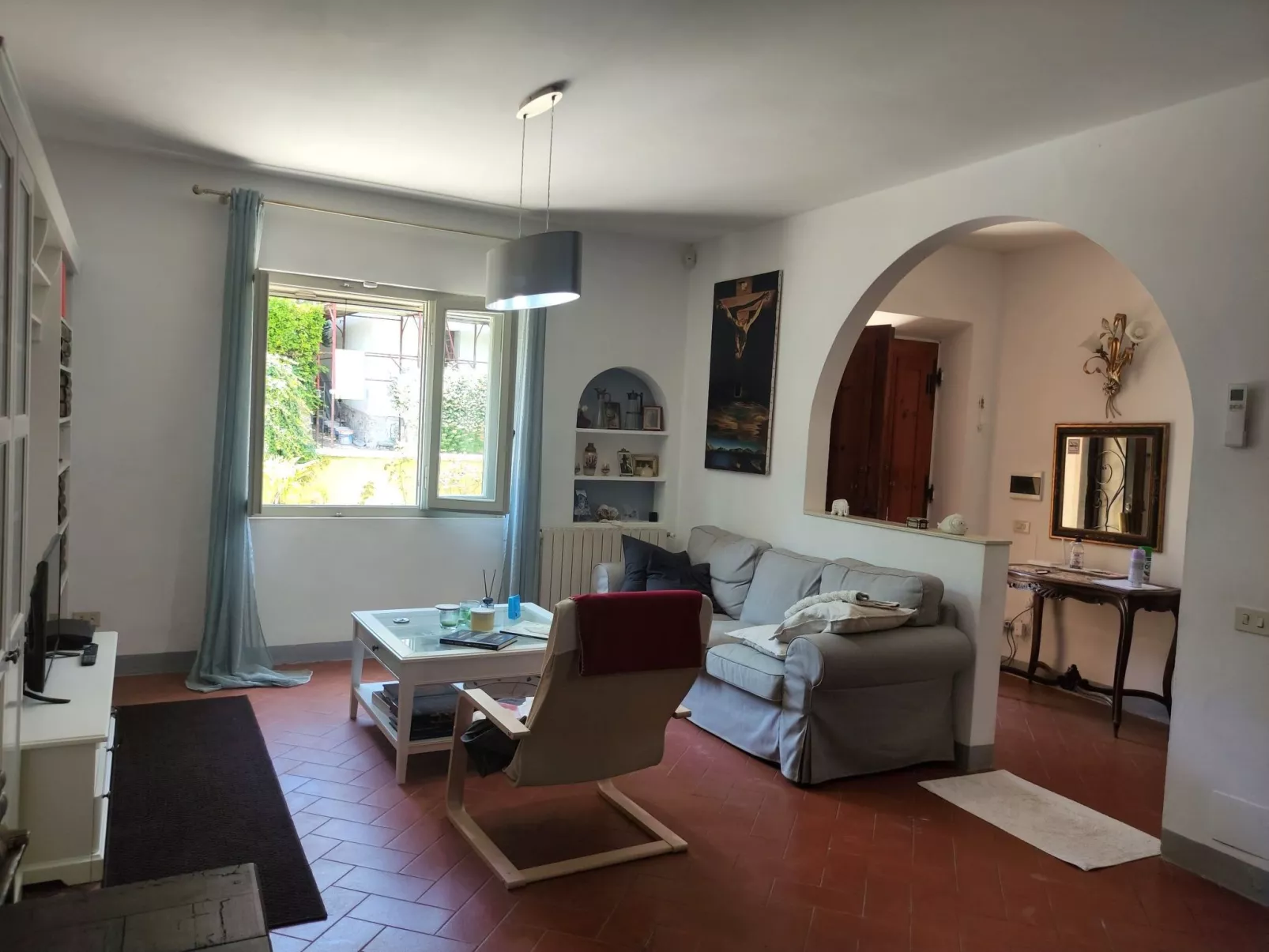 Villa mit schönem Gartne und Sonnenterrasse-Binnen