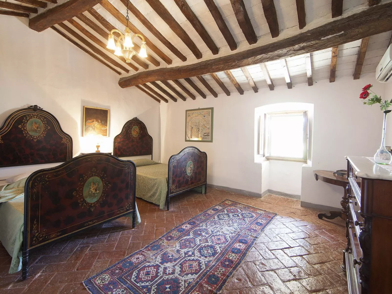 'Pini capponi' mit Pool-Image-tags.info