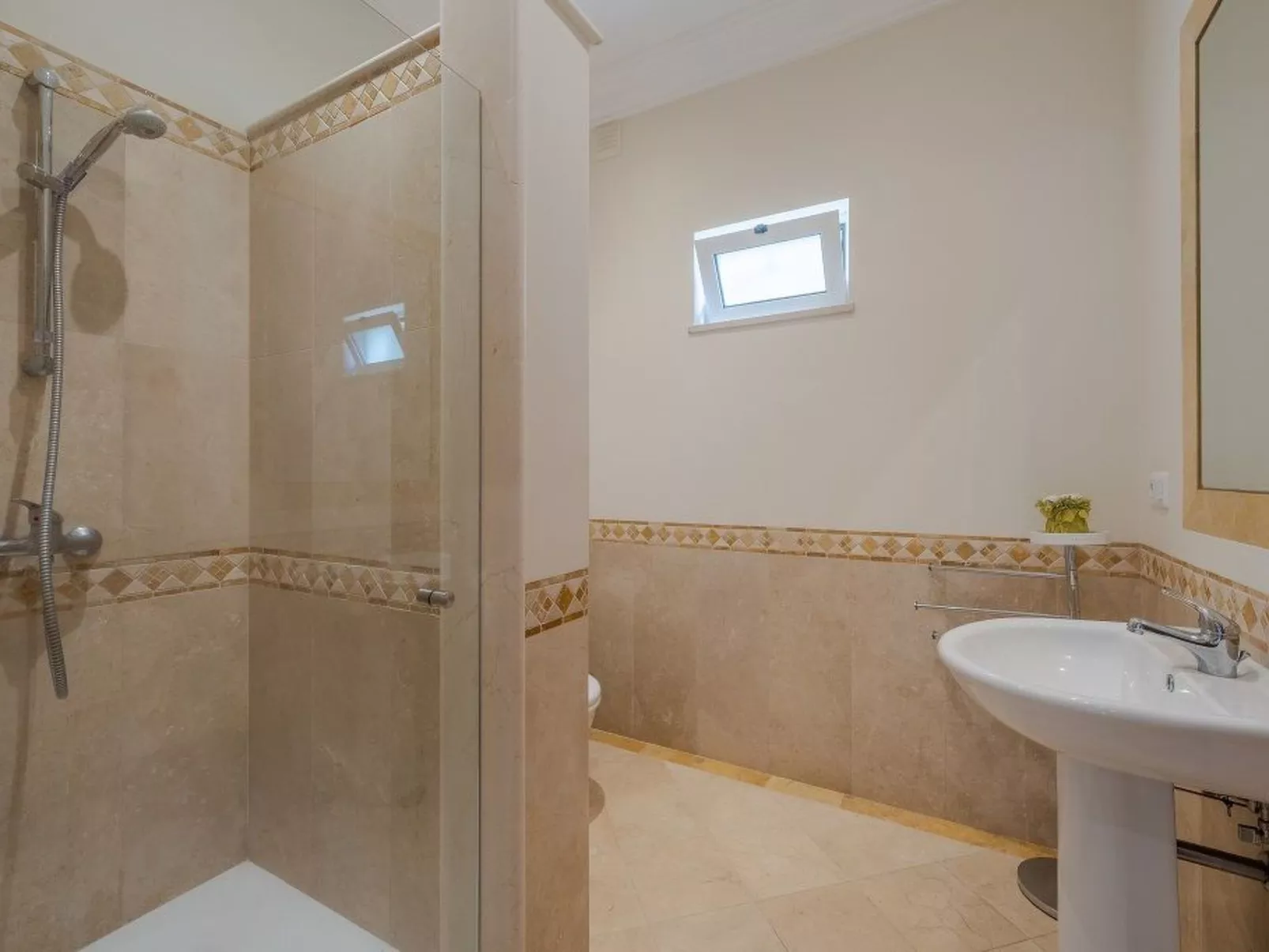 Villa Bougainvillea-Binnen