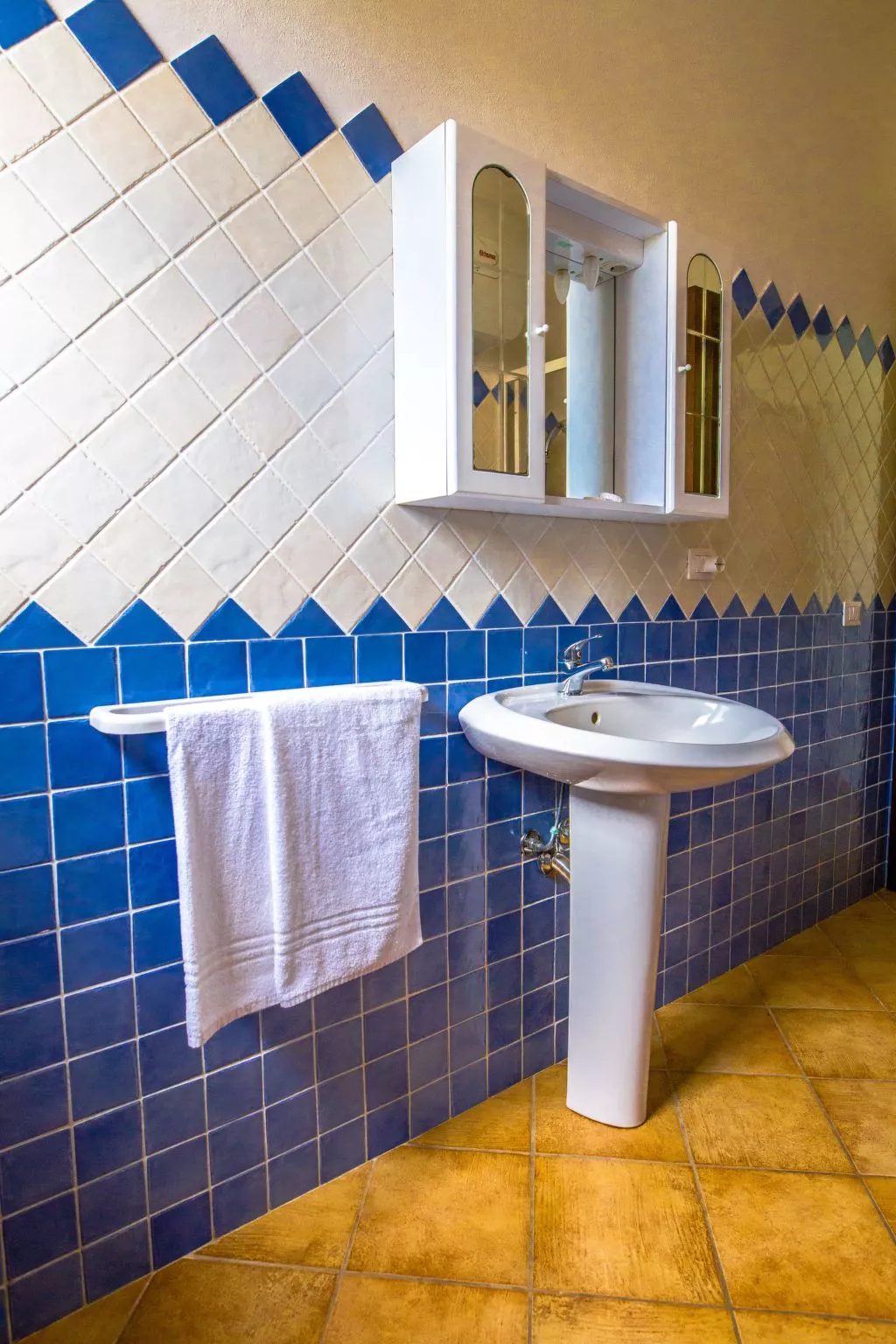 Badus in Badesi-Binnen