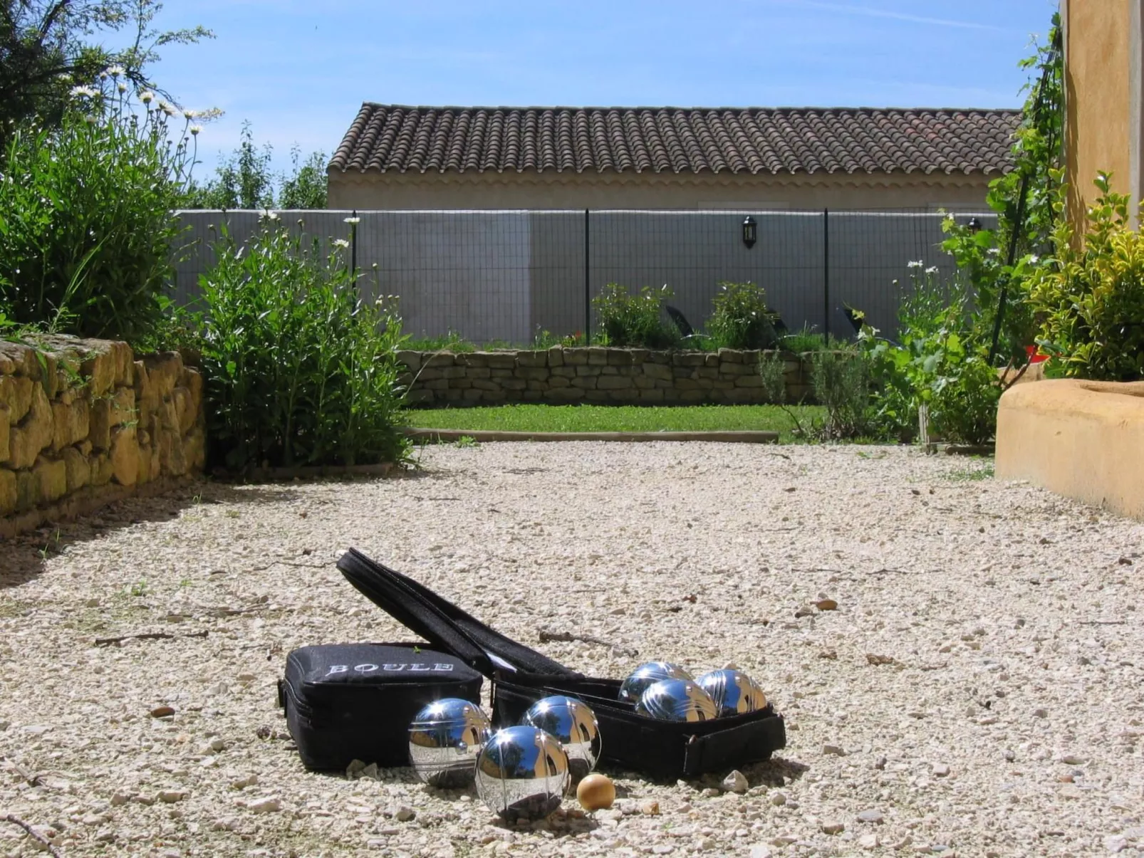 Die Gîtes de Bel-Air im Luberon in der Provence-Buiten