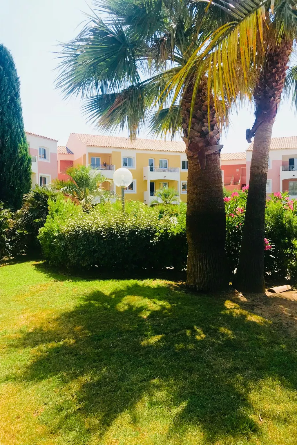 Golf de ST Tropez ,Wohnung mit Balkon-Buiten