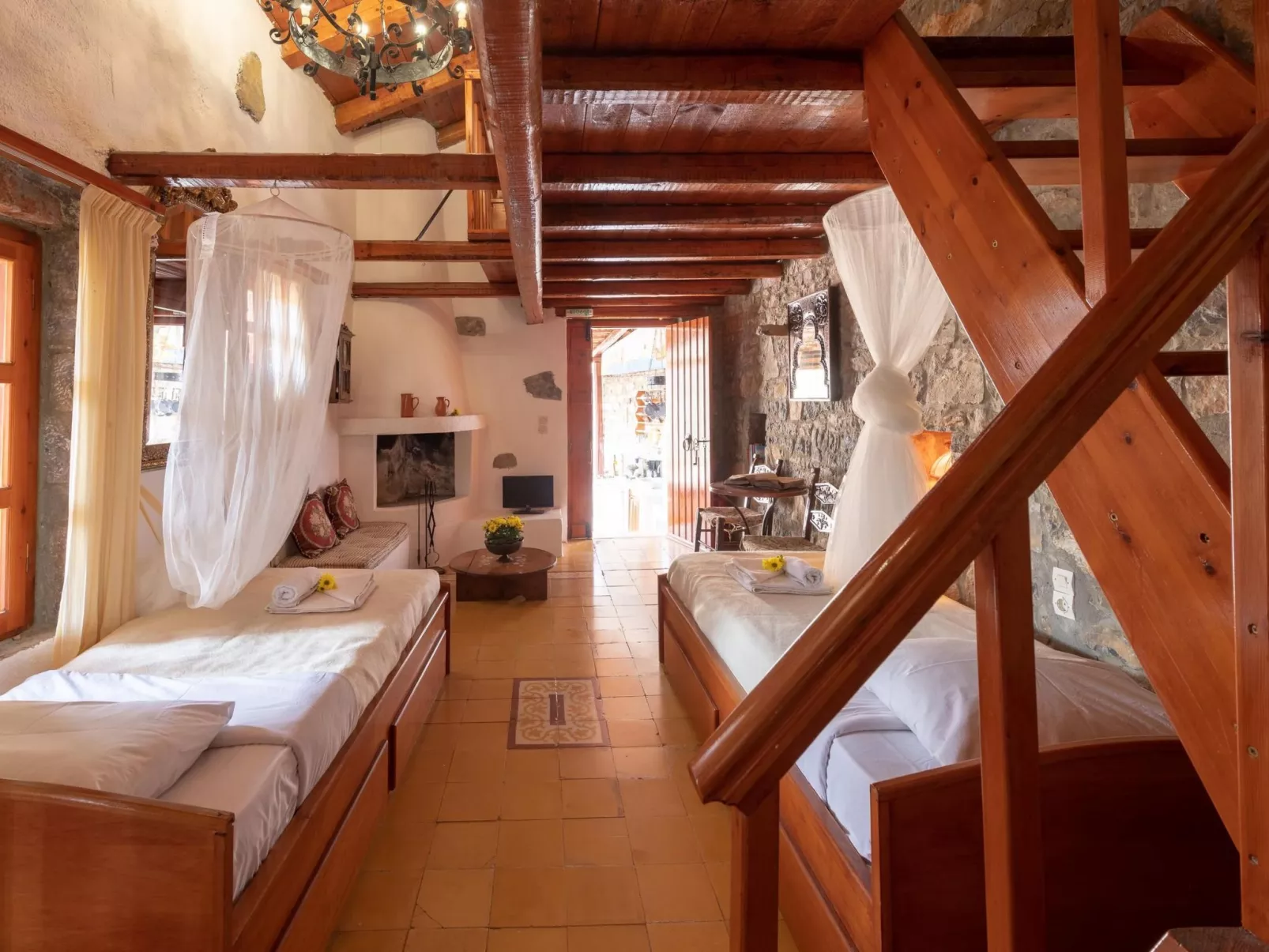 Penelope in Mavrikiano-Image-tags.info