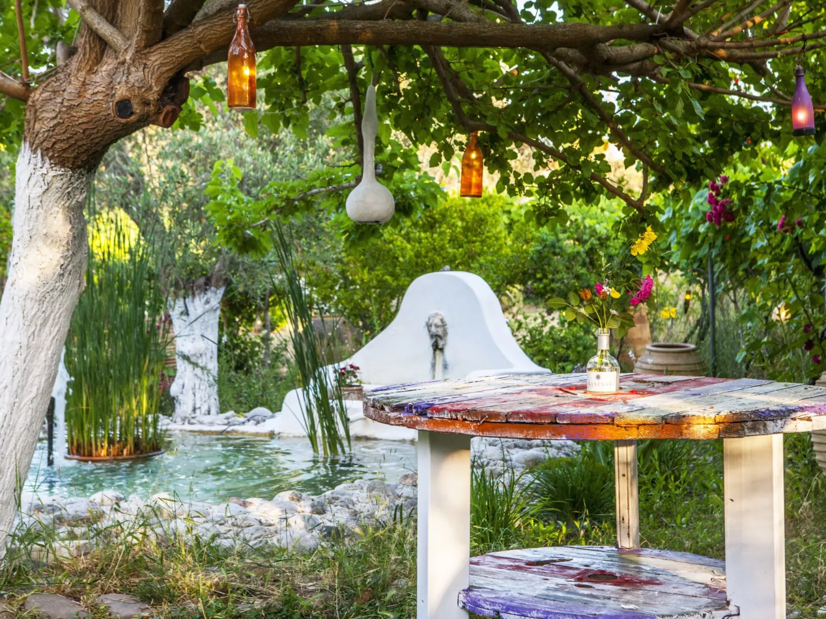 Hütte mit eigenem Garten und Grill-Buiten