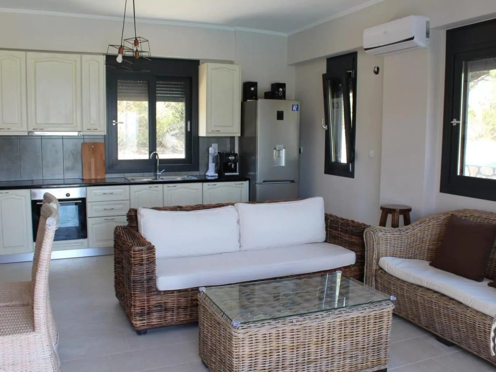 Ferienvilla "Maura" mit Infinity-Pool-Binnen