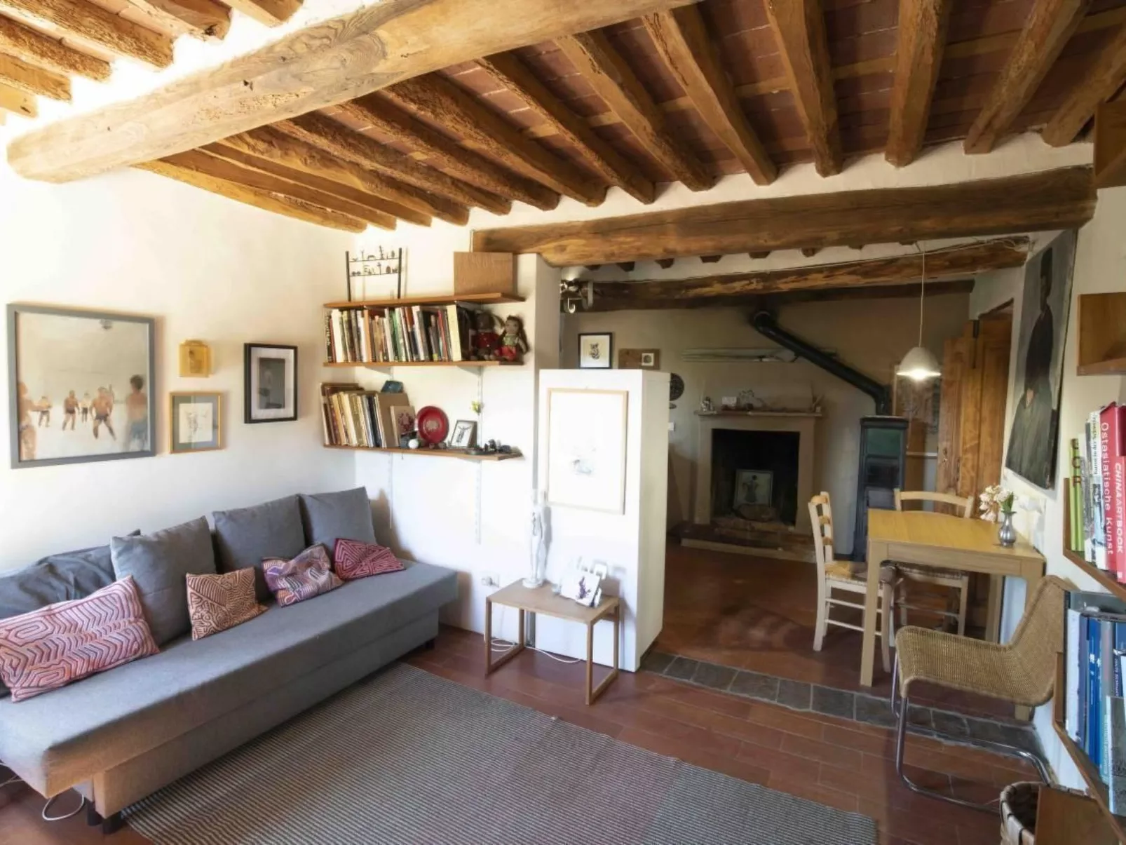 Artist's hill-Binnen