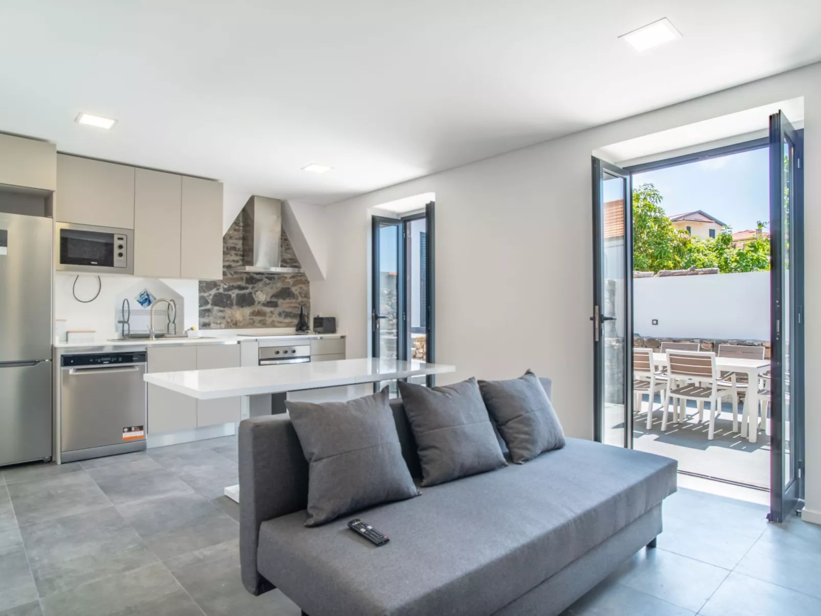 "Casa Lanço" mit Garten und Grill-Image-tags.info