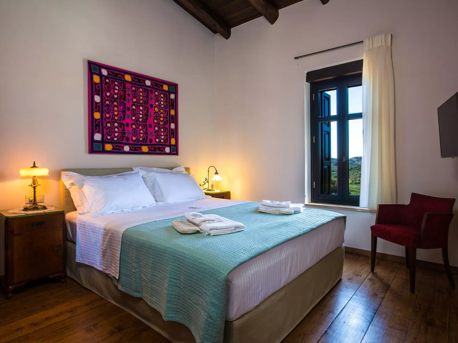 Freistehendes Ferienhaus mit großem Pool-Binnen