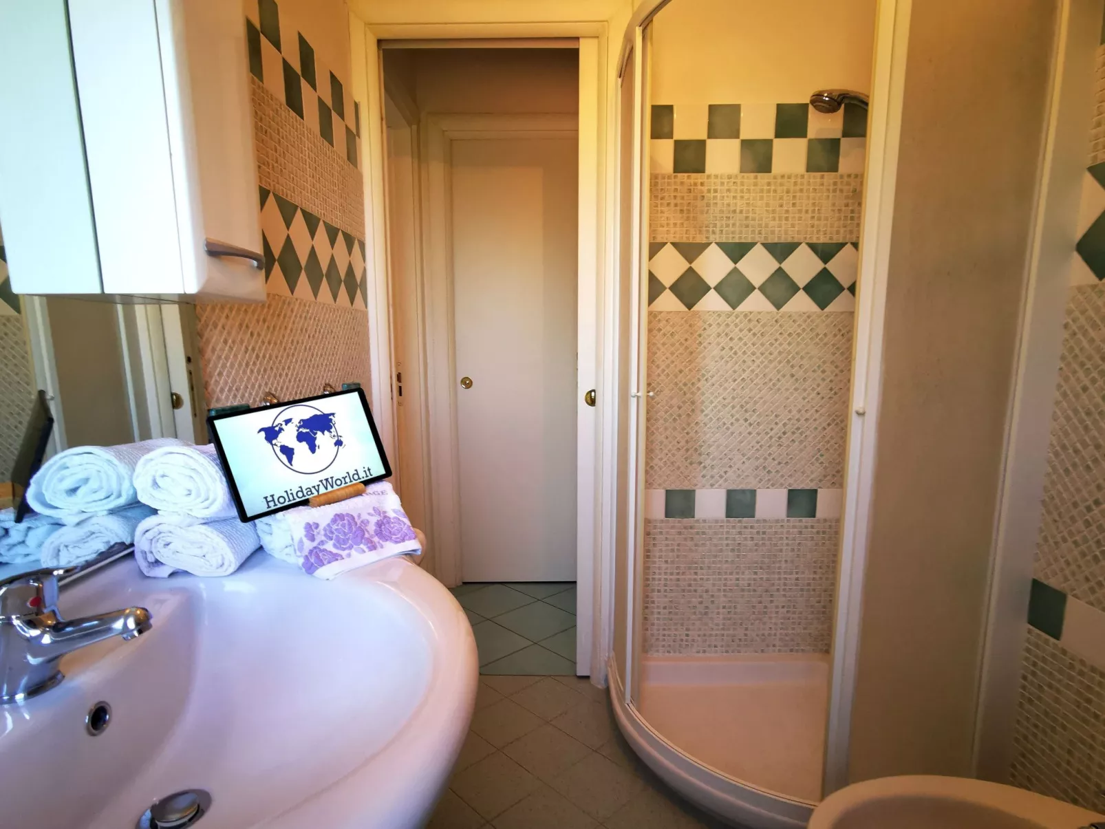 Meditheia von Holiday World-Binnen