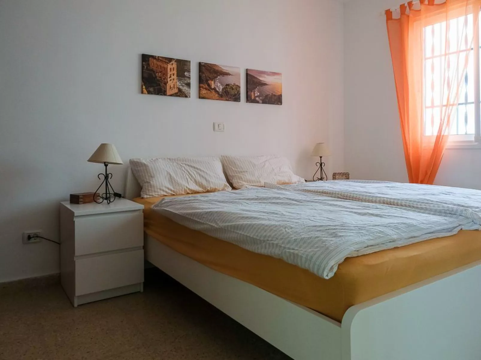 Strandnahes Haus mit Terrasse zum Sonnenuntergang - Binnen