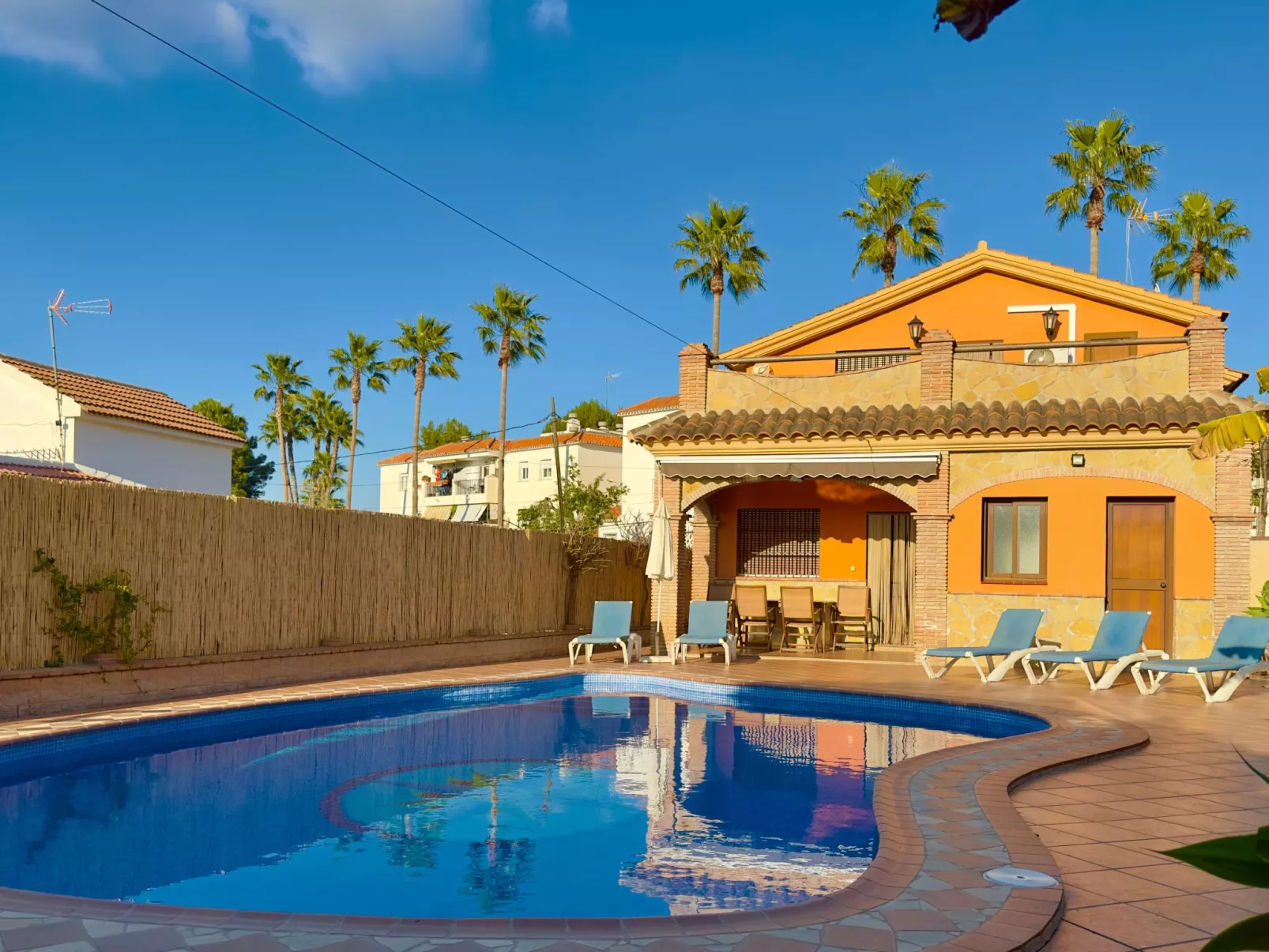 Charmantes Ferienhaus mit Grill und Schwimmingpool