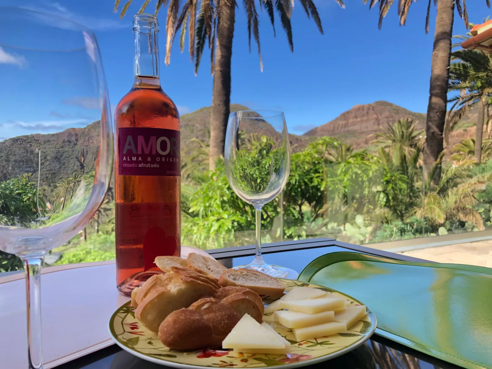 Finca mit Wasserblick-Image-tags.info