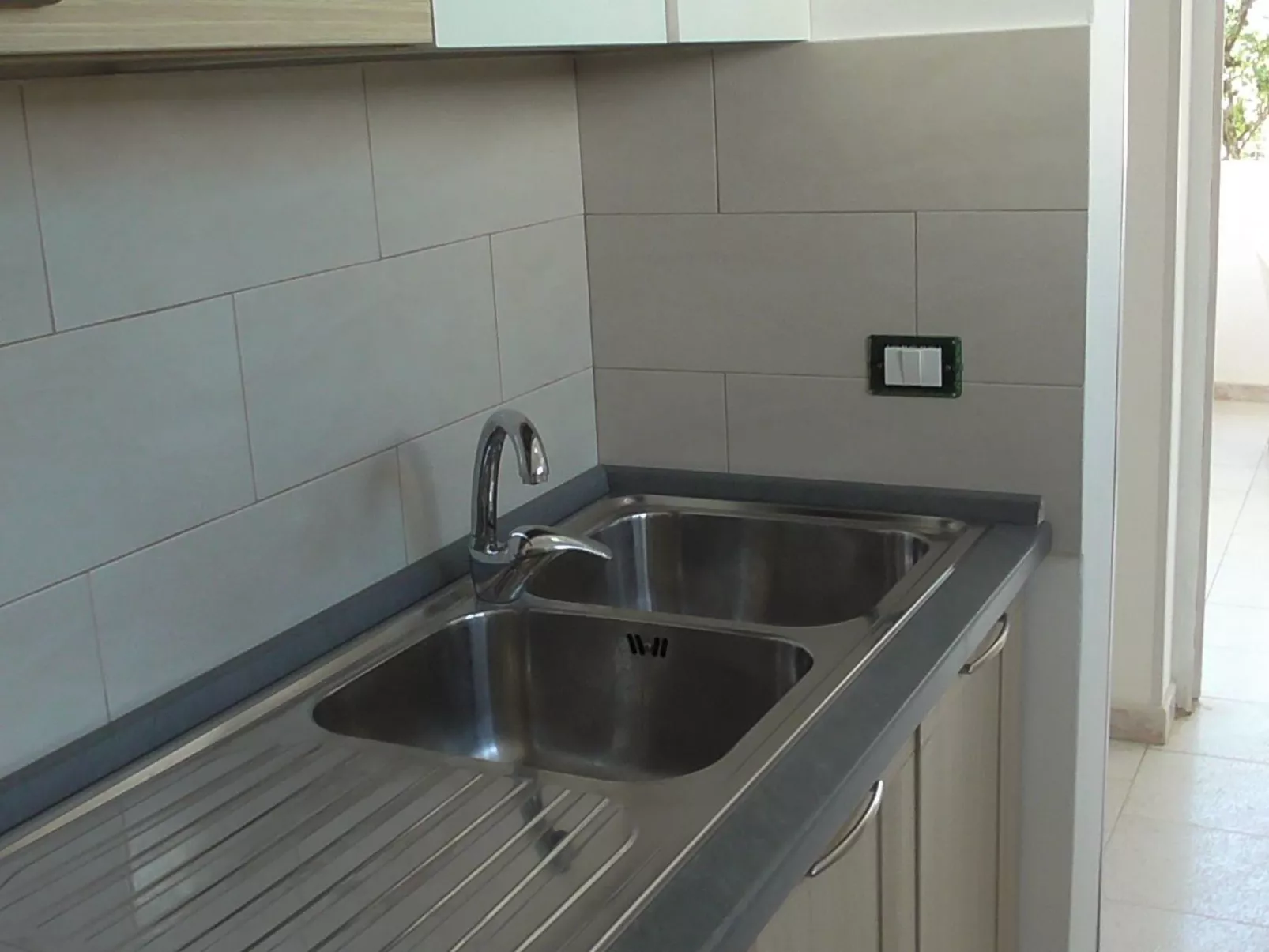 Kleine Villa mit geschlossenem Garten in Parabita-Binnen