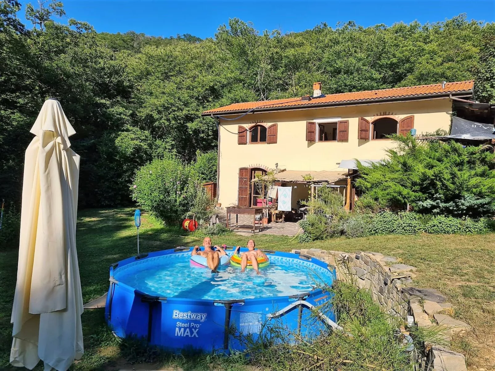 CasaMasa' Wohnung mit Bergblick-Buiten