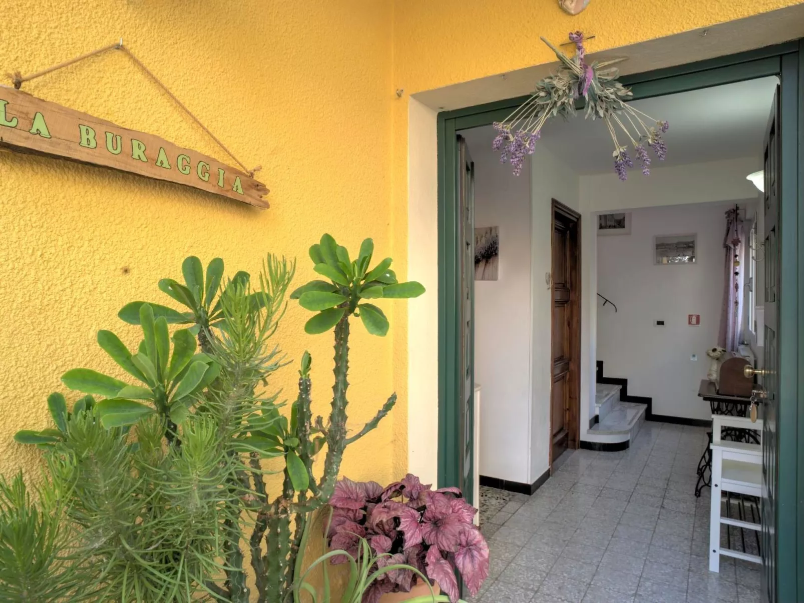 In Diano San Pietro-Binnen