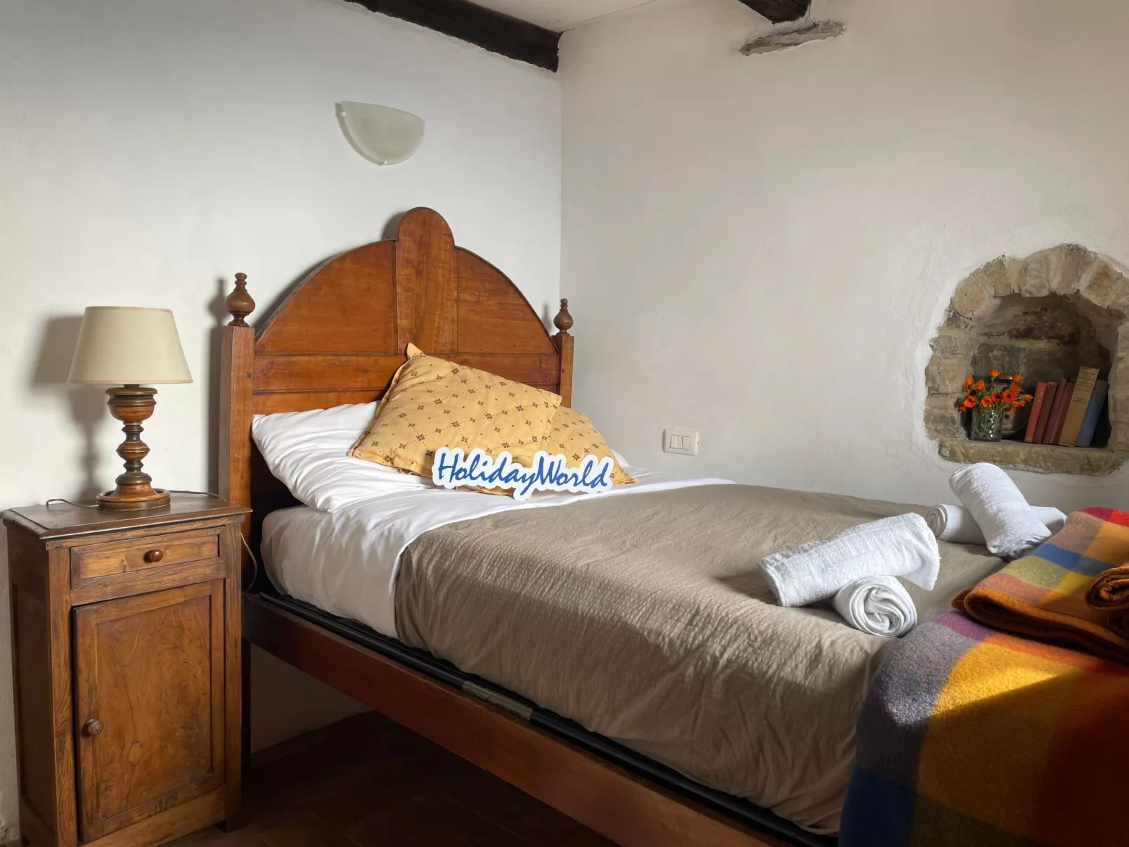 The Tower by Holiday World-Binnen